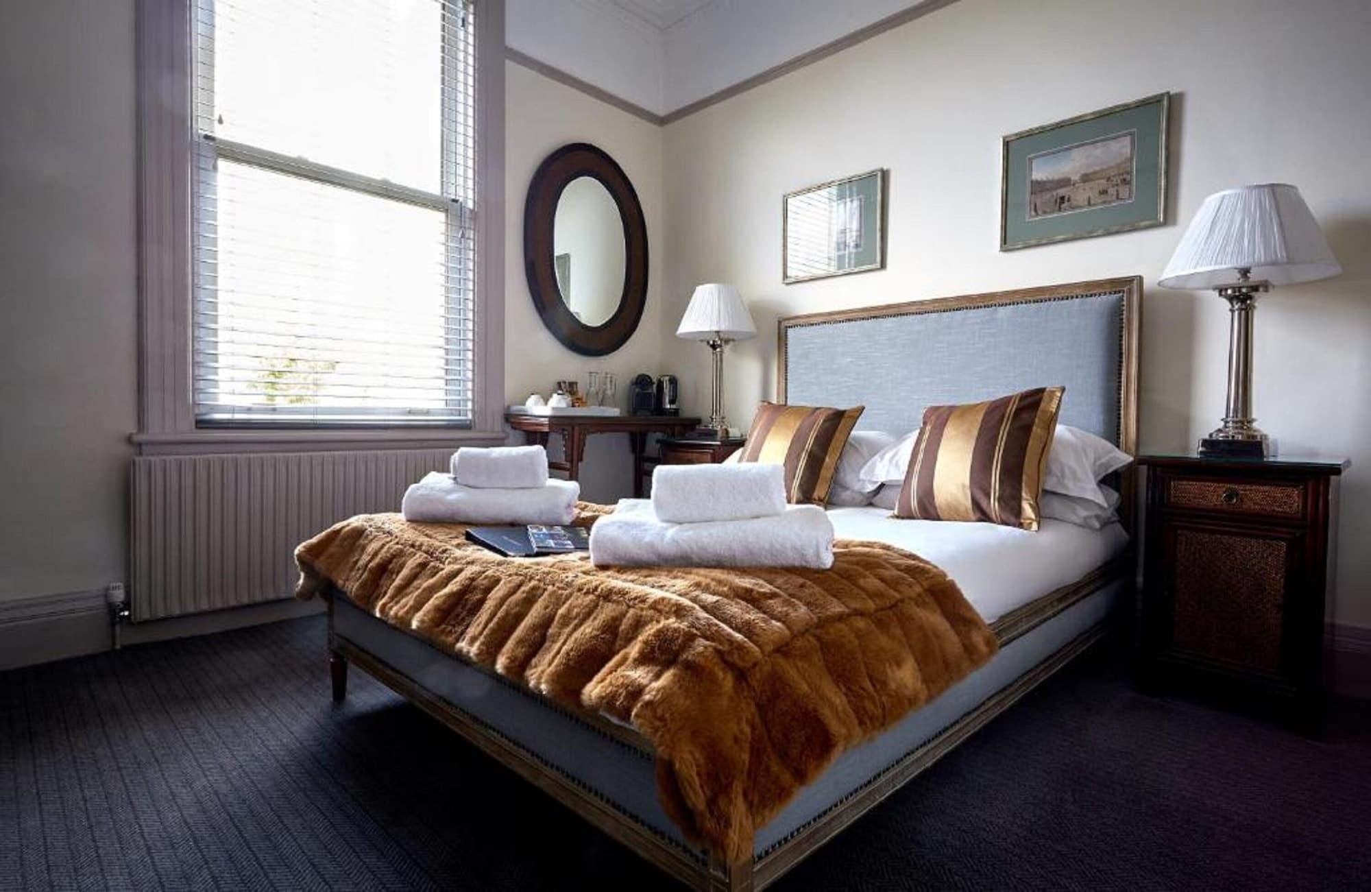 Dorian House Boutique B&B - Free Parking! Бат Экстерьер фото