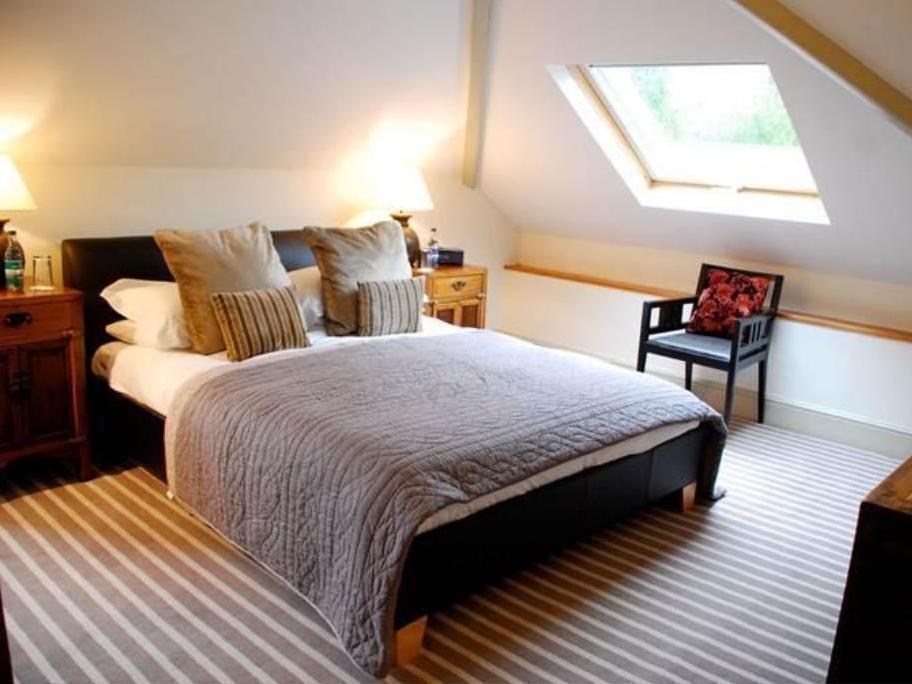 Dorian House Boutique B&B - Free Parking! Бат Экстерьер фото A bedroom at the hotel