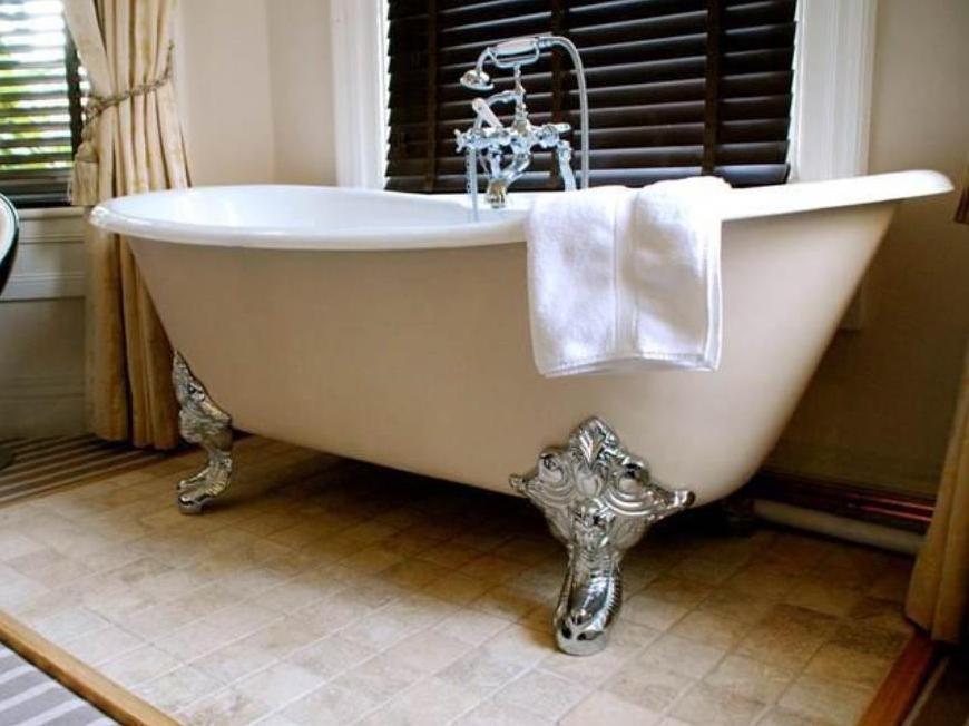 Dorian House Boutique B&B - Free Parking! Бат Экстерьер фото A bathtub